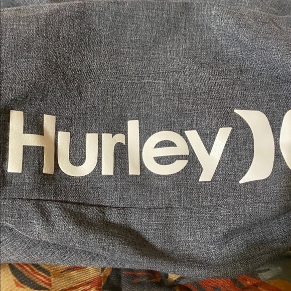 Hurley Charcoal Casual Shorts branding mint condition no pealing or cracking - Picture 5 of 5